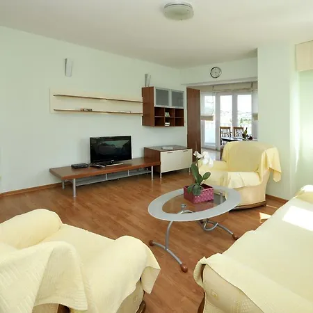 Lida 2 Gostinjska kuća 4*