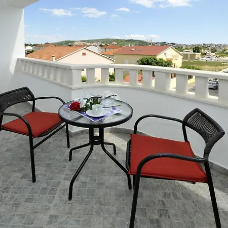 Gostinjska kuća Lida 2